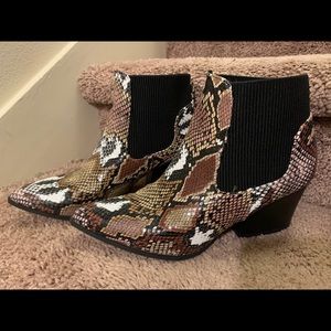 Snake skin Bootie